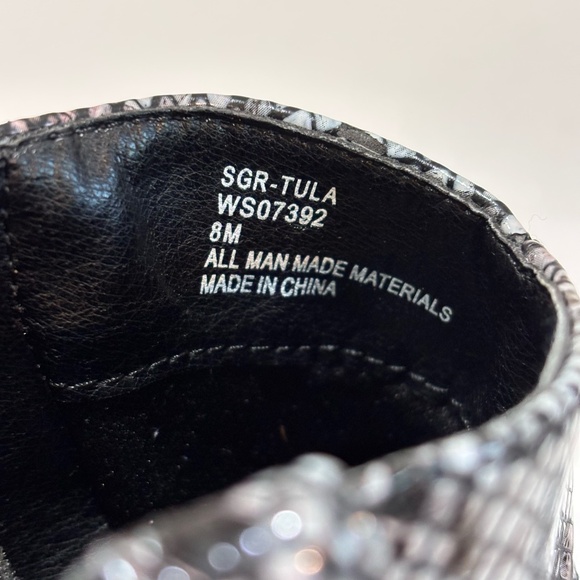 Sugar Women's Tula Ankle Booties Boots Western SZ 8 Snakeskin Pattern EUC - Picture 8 of 10